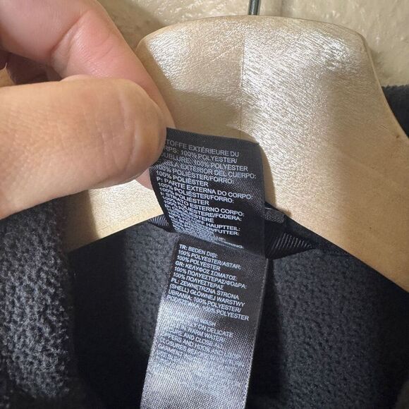 The North Face Jacket Girls XS Black Full Zip Fleece Outdoors - Picture 4 of 8